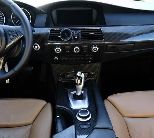 Чорний БМВ 5 Серія, об'ємом двигуна 3 л та пробігом 386 тис. км за 19500 $, фото 19 на Automoto.ua