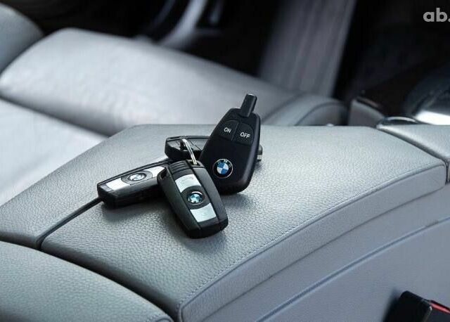 Черный БМВ 5 Серия, объемом двигателя 0 л и пробегом 260 тыс. км за 2500 $, фото 6 на Automoto.ua