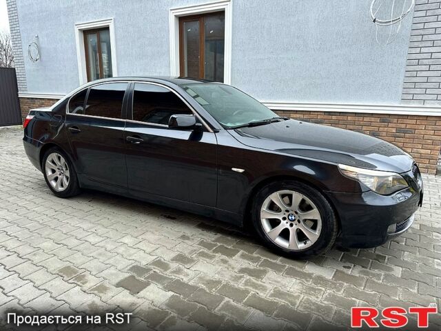 Чорний БМВ 5 Серія, об'ємом двигуна 2.5 л та пробігом 250 тис. км за 7800 $, фото 6 на Automoto.ua