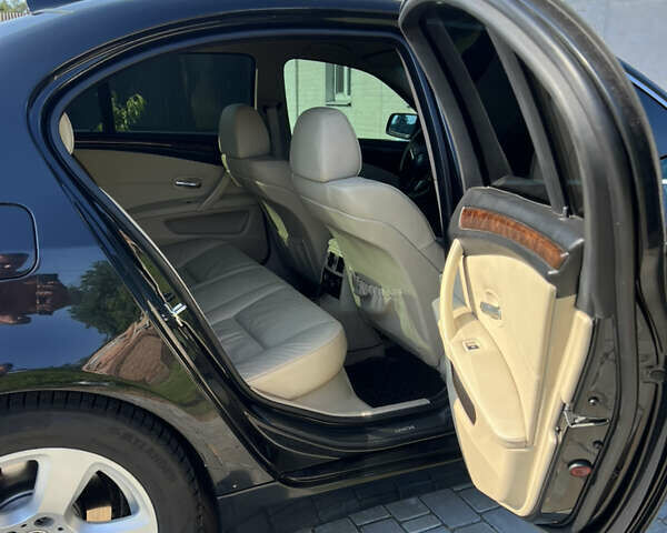 Черный БМВ 5 Серия, объемом двигателя 2.5 л и пробегом 295 тыс. км за 8400 $, фото 5 на Automoto.ua