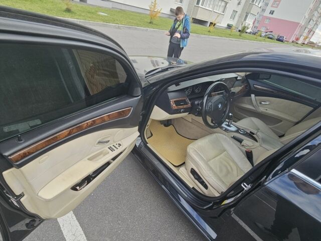 Чорний БМВ 5 Серія, об'ємом двигуна 3 л та пробігом 200 тис. км за 7600 $, фото 2 на Automoto.ua