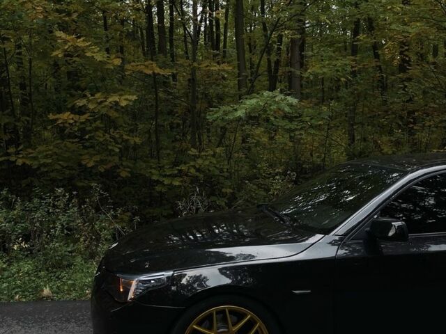 Чорний БМВ 5 Серія, об'ємом двигуна 3 л та пробігом 311 тис. км за 8999 $, фото 2 на Automoto.ua