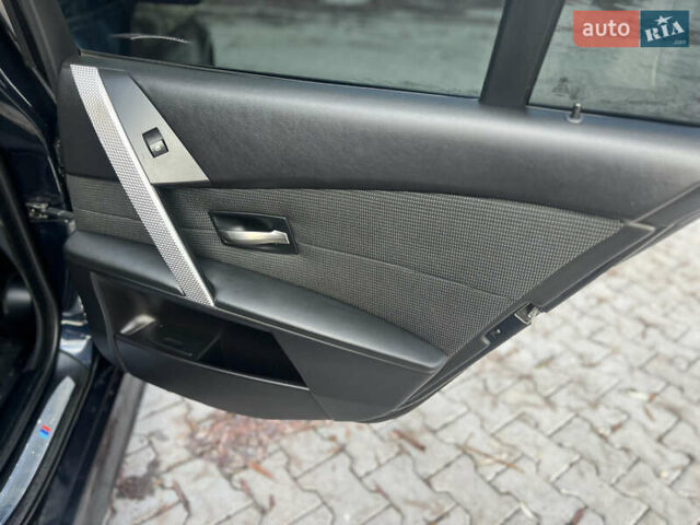 Чорний БМВ 5 Серія, об'ємом двигуна 2.5 л та пробігом 334 тис. км за 7900 $, фото 29 на Automoto.ua
