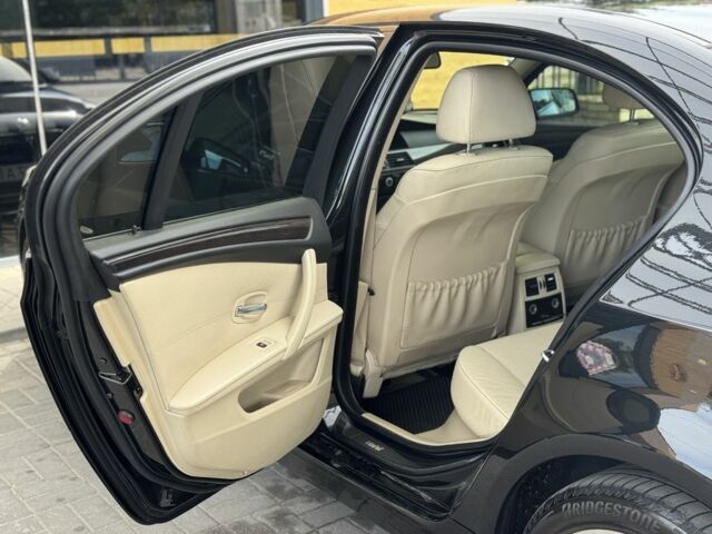 Черный БМВ 5 Серия, объемом двигателя 2.5 л и пробегом 236 тыс. км за 7200 $, фото 19 на Automoto.ua