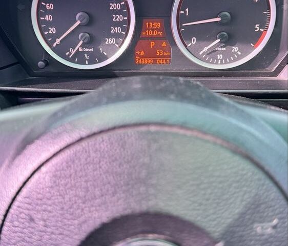 БМВ 5 Серия 2007 в Кропивницком (Кировограде) на Automoto.ua Черный БМВ 5 Серия, объемом двигателя 2.5 л и пробегом 243 тыс. км за 9900 $, фото 12 на Automoto.ua