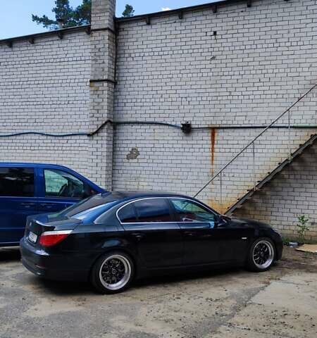 Черный БМВ 5 Серия, объемом двигателя 2.5 л и пробегом 283 тыс. км за 9900 $, фото 23 на Automoto.ua
