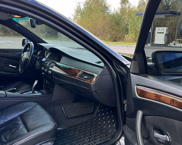 БМВ 5 Серия 2007 в Львове на Automoto.ua Черный БМВ 5 Серия, объемом двигателя 2.5 л и пробегом 256 тыс. км за 7300 $, фото 11 на Automoto.ua
