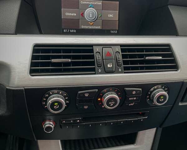 Черный БМВ 5 Серия, объемом двигателя 2.5 л и пробегом 283 тыс. км за 9900 $, фото 25 на Automoto.ua