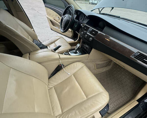 Чорний БМВ 5 Серія, об'ємом двигуна 2.49 л та пробігом 289 тис. км за 9000 $, фото 18 на Automoto.ua