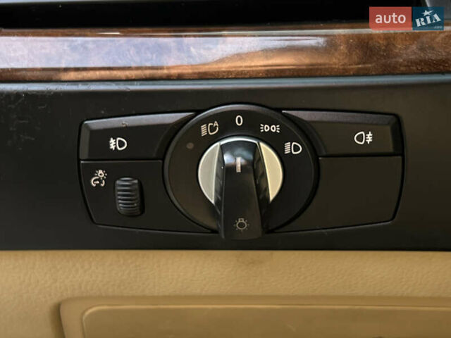 Чорний БМВ 5 Серія, об'ємом двигуна 2.5 л та пробігом 320 тис. км за 8400 $, фото 33 на Automoto.ua