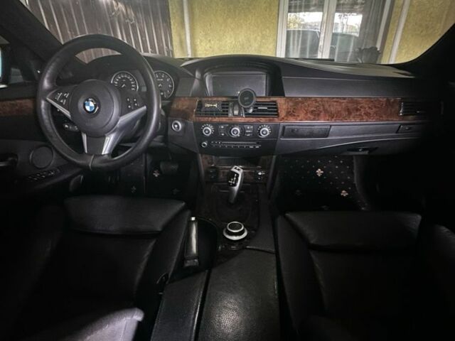 Чорний БМВ 5 Серія, об'ємом двигуна 3 л та пробігом 222 тис. км за 12000 $, фото 6 на Automoto.ua