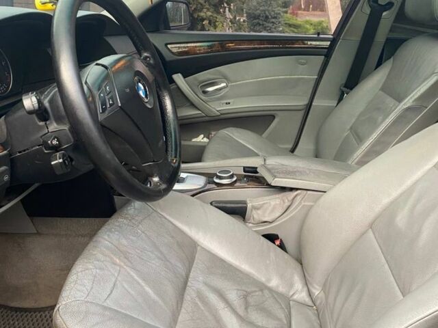 Черный БМВ 5 Серия, объемом двигателя 3 л и пробегом 288 тыс. км за 8600 $, фото 8 на Automoto.ua