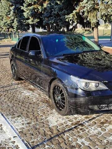 Черный БМВ 5 Серия, объемом двигателя 2 л и пробегом 300 тыс. км за 9900 $, фото 1 на Automoto.ua