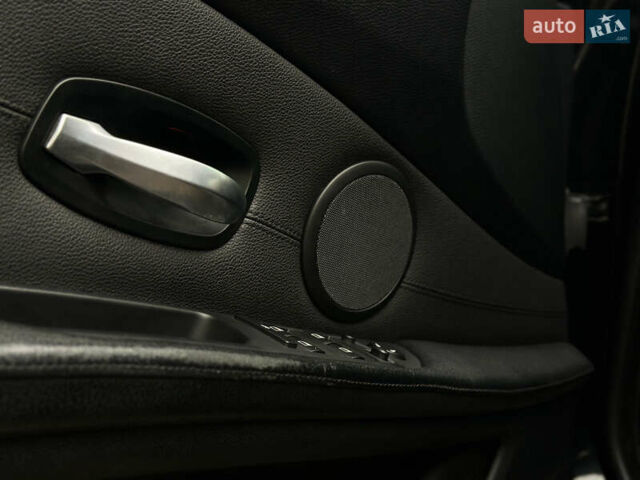 Чорний БМВ 5 Серія, об'ємом двигуна 3 л та пробігом 307 тис. км за 9000 $, фото 22 на Automoto.ua
