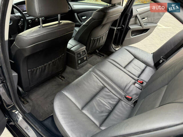 Черный БМВ 5 Серия, объемом двигателя 3 л и пробегом 295 тыс. км за 9500 $, фото 30 на Automoto.ua