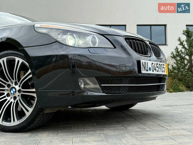 Черный БМВ 5 Серия, объемом двигателя 3 л и пробегом 295 тыс. км за 9500 $, фото 18 на Automoto.ua