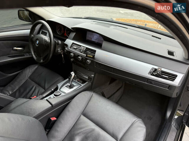 Черный БМВ 5 Серия, объемом двигателя 3 л и пробегом 307 тыс. км за 8400 $, фото 42 на Automoto.ua