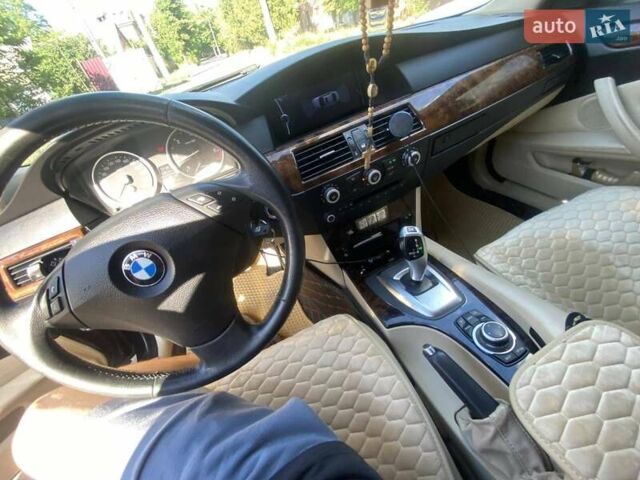 Черный БМВ 5 Серия, объемом двигателя 3 л и пробегом 277 тыс. км за 15000 $, фото 3 на Automoto.ua