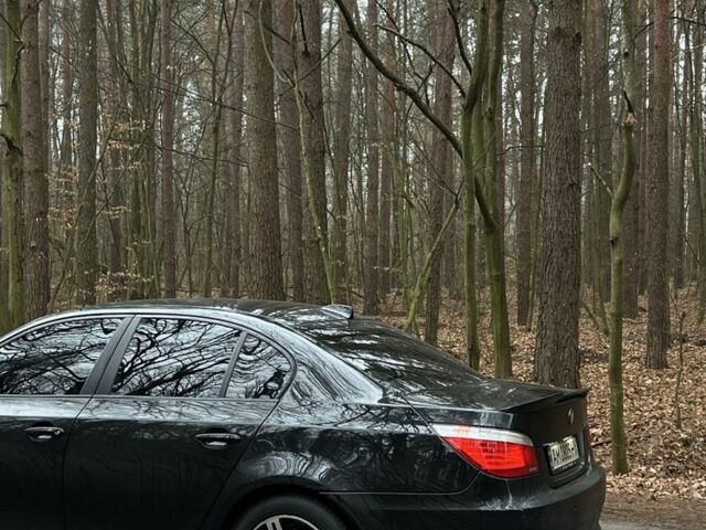 Черный БМВ 5 Серия, объемом двигателя 2.5 л и пробегом 279 тыс. км за 9700 $, фото 2 на Automoto.ua