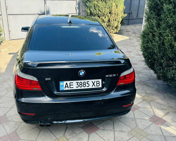 Черный БМВ 5 Серия, объемом двигателя 2.5 л и пробегом 230 тыс. км за 8700 $, фото 4 на Automoto.ua