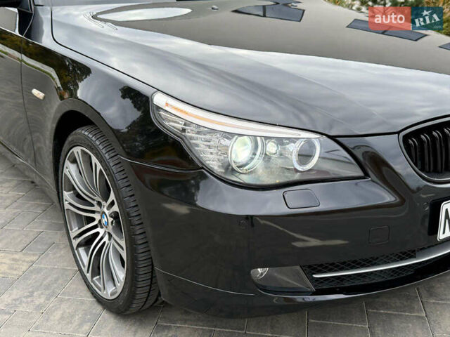 Черный БМВ 5 Серия, объемом двигателя 3 л и пробегом 295 тыс. км за 9500 $, фото 3 на Automoto.ua