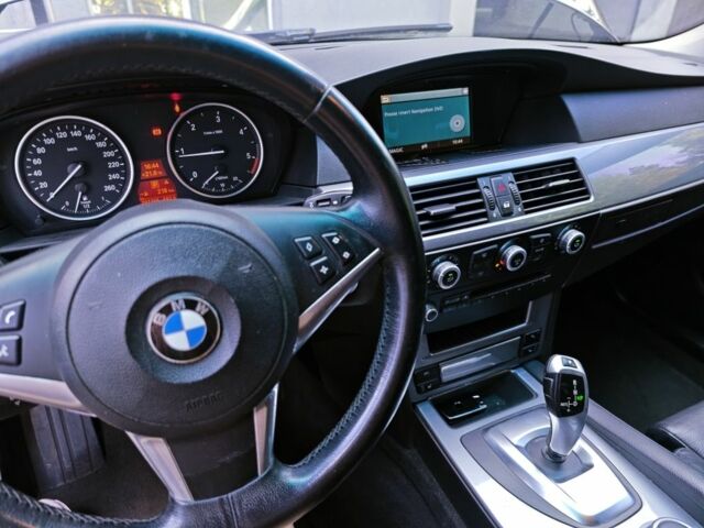 Чорний БМВ 5 Серія, об'ємом двигуна 3 л та пробігом 400 тис. км за 10500 $, фото 19 на Automoto.ua