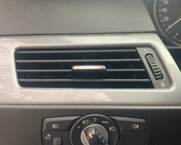 Черный БМВ 5 Серия, объемом двигателя 2 л и пробегом 254 тыс. км за 8000 $, фото 15 на Automoto.ua