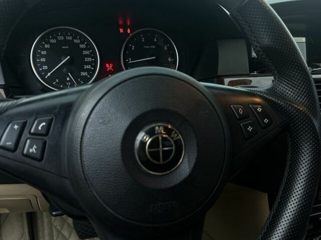 Черный БМВ 5 Серия, объемом двигателя 2.5 л и пробегом 230 тыс. км за 8500 $, фото 7 на Automoto.ua