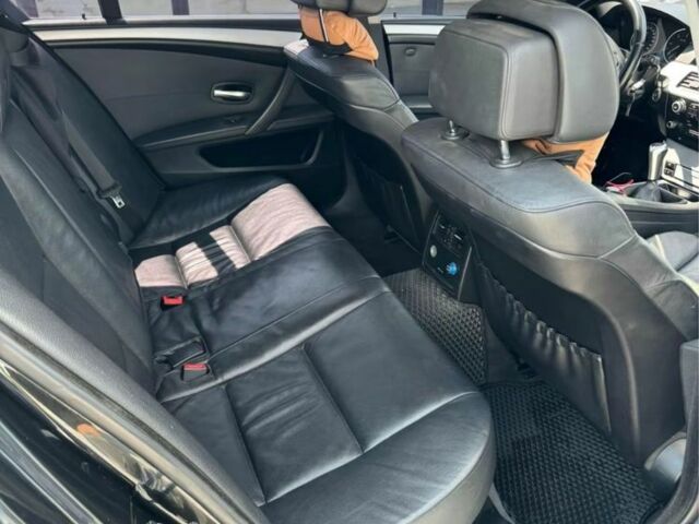 Чорний БМВ 5 Серія, об'ємом двигуна 2 л та пробігом 340 тис. км за 8700 $, фото 6 на Automoto.ua
