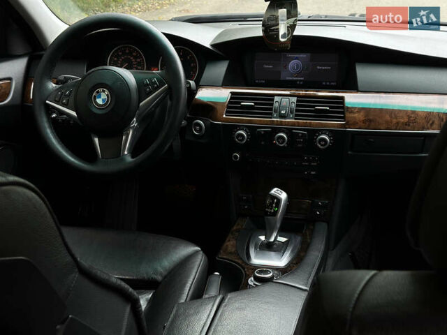 Чорний БМВ 5 Серія, об'ємом двигуна 3 л та пробігом 307 тис. км за 9000 $, фото 26 на Automoto.ua