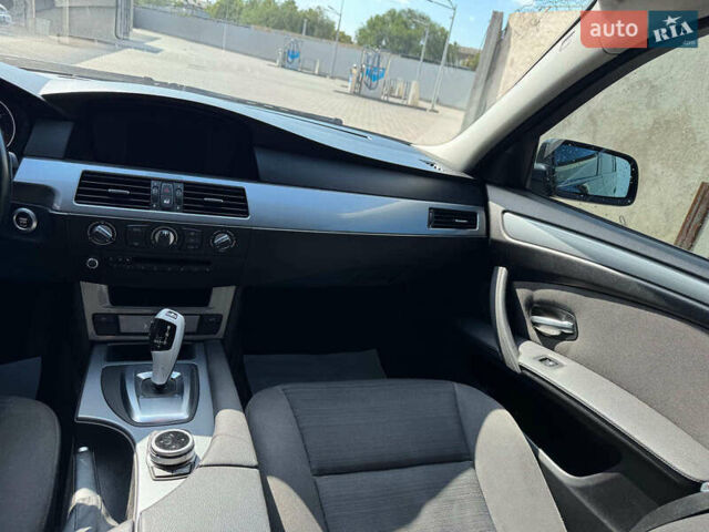 Черный БМВ 5 Серия, объемом двигателя 2 л и пробегом 310 тыс. км за 10990 $, фото 14 на Automoto.ua