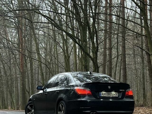 Черный БМВ 5 Серия, объемом двигателя 2.5 л и пробегом 279 тыс. км за 9700 $, фото 1 на Automoto.ua
