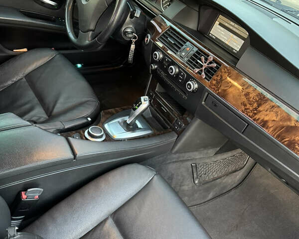 Черный БМВ 5 Серия, объемом двигателя 2.5 л и пробегом 230 тыс. км за 9300 $, фото 4 на Automoto.ua
