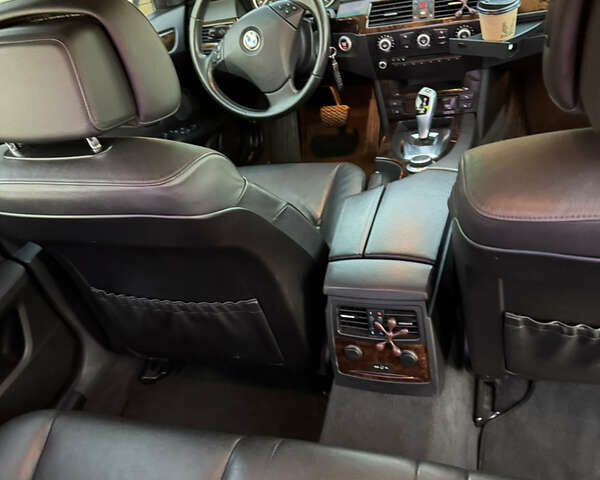 Черный БМВ 5 Серия, объемом двигателя 2.5 л и пробегом 230 тыс. км за 9300 $, фото 3 на Automoto.ua