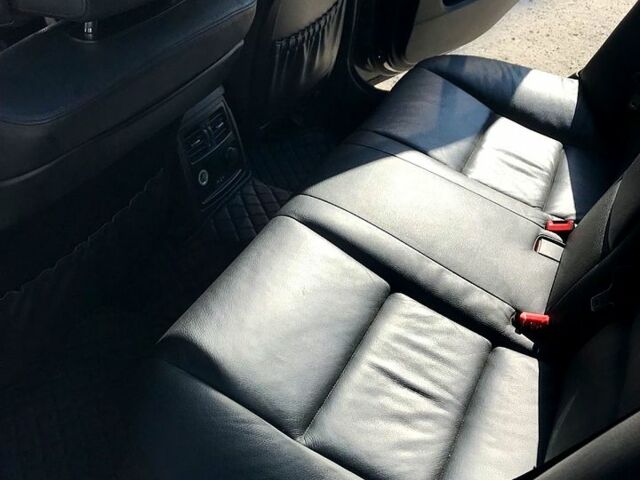 Черный БМВ 5 Серия, объемом двигателя 2.5 л и пробегом 300 тыс. км за 9500 $, фото 4 на Automoto.ua