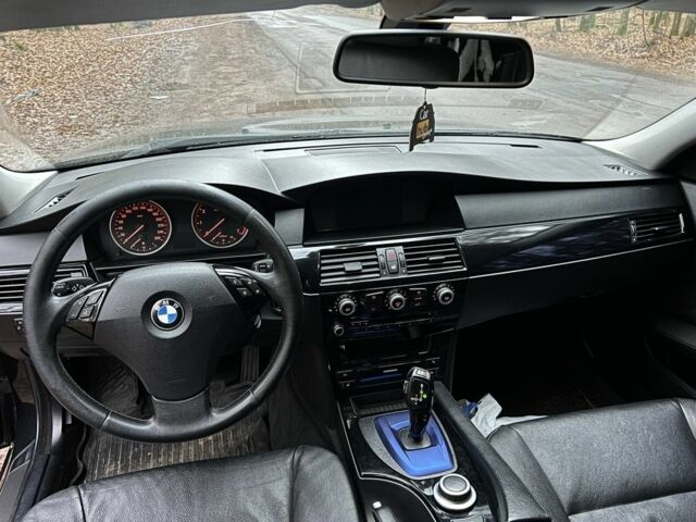 Черный БМВ 5 Серия, объемом двигателя 2.5 л и пробегом 279 тыс. км за 9700 $, фото 4 на Automoto.ua