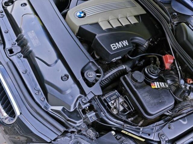 Чорний БМВ 5 Серія, об'ємом двигуна 3 л та пробігом 400 тис. км за 10500 $, фото 21 на Automoto.ua