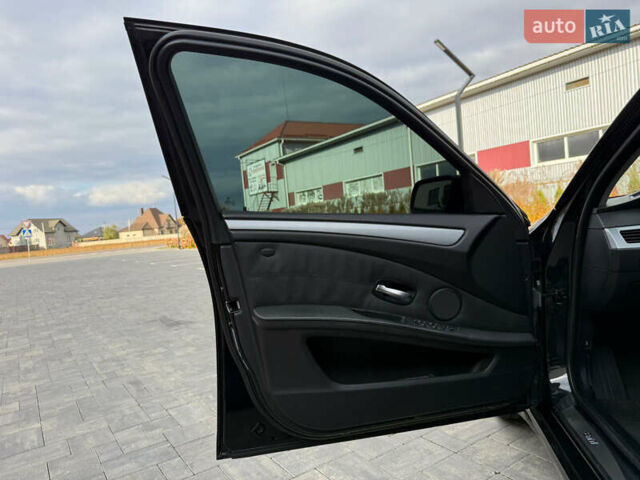 Черный БМВ 5 Серия, объемом двигателя 3 л и пробегом 295 тыс. км за 9500 $, фото 48 на Automoto.ua