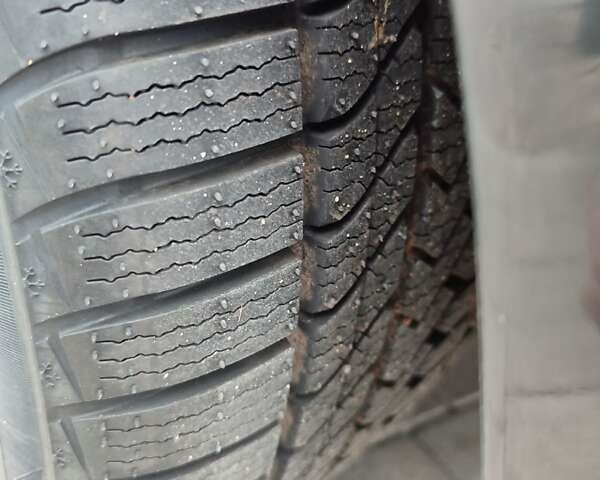 Черный БМВ 5 Серия, объемом двигателя 2 л и пробегом 324 тыс. км за 10900 $, фото 19 на Automoto.ua