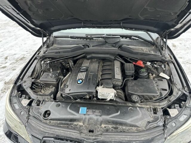 Чорний БМВ 5 Серія, об'ємом двигуна 3 л та пробігом 250 тис. км за 9500 $, фото 10 на Automoto.ua