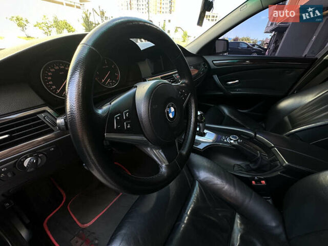 Черный БМВ 5 Серия, объемом двигателя 2 л и пробегом 324 тыс. км за 10700 $, фото 42 на Automoto.ua
