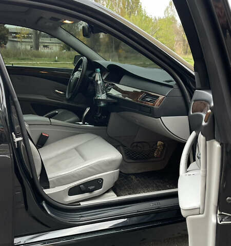 Черный БМВ 5 Серия, объемом двигателя 3 л и пробегом 315 тыс. км за 8500 $, фото 8 на Automoto.ua