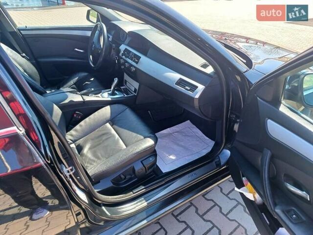 Черный БМВ 5 Серия, объемом двигателя 3 л и пробегом 240 тыс. км за 10500 $, фото 5 на Automoto.ua