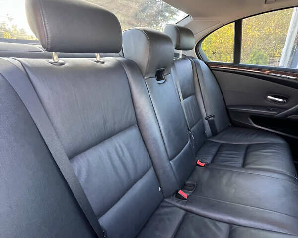 Чорний БМВ 5 Серія, об'ємом двигуна 2.98 л та пробігом 250 тис. км за 11200 $, фото 31 на Automoto.ua