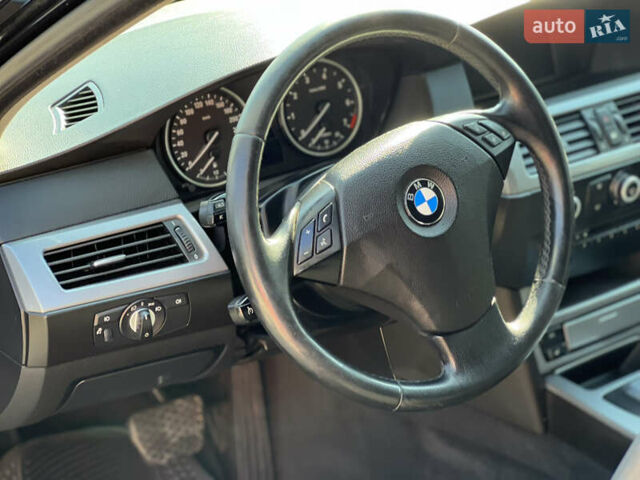 Черный БМВ 5 Серия, объемом двигателя 2.5 л и пробегом 250 тыс. км за 8650 $, фото 21 на Automoto.ua