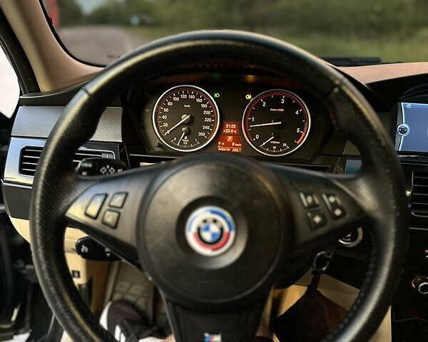 Черный БМВ 5 Серия, объемом двигателя 2.99 л и пробегом 260 тыс. км за 12499 $, фото 64 на Automoto.ua