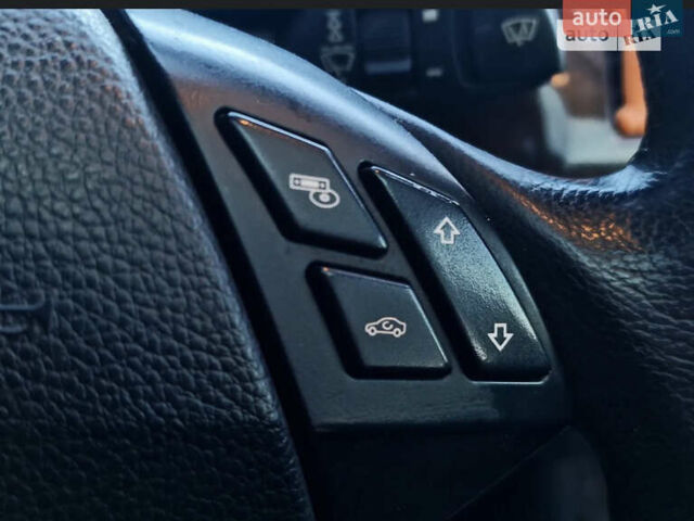 Чорний БМВ 5 Серія, об'ємом двигуна 3 л та пробігом 360 тис. км за 9200 $, фото 7 на Automoto.ua
