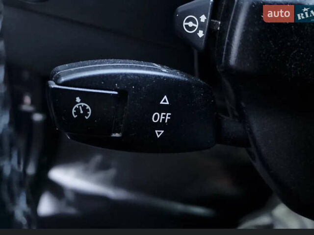 Чорний БМВ 5 Серія, об'ємом двигуна 3 л та пробігом 360 тис. км за 9200 $, фото 10 на Automoto.ua