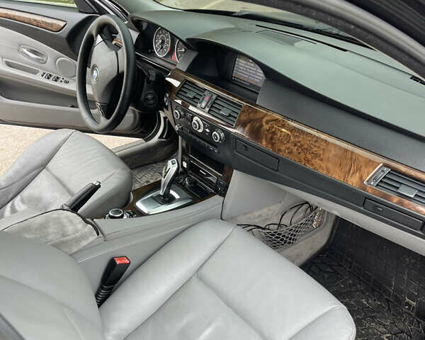 Черный БМВ 5 Серия, объемом двигателя 3 л и пробегом 315 тыс. км за 8500 $, фото 10 на Automoto.ua