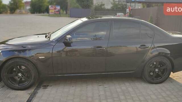 Чорний БМВ 5 Серія, об'ємом двигуна 2 л та пробігом 320 тис. км за 10500 $, фото 7 на Automoto.ua